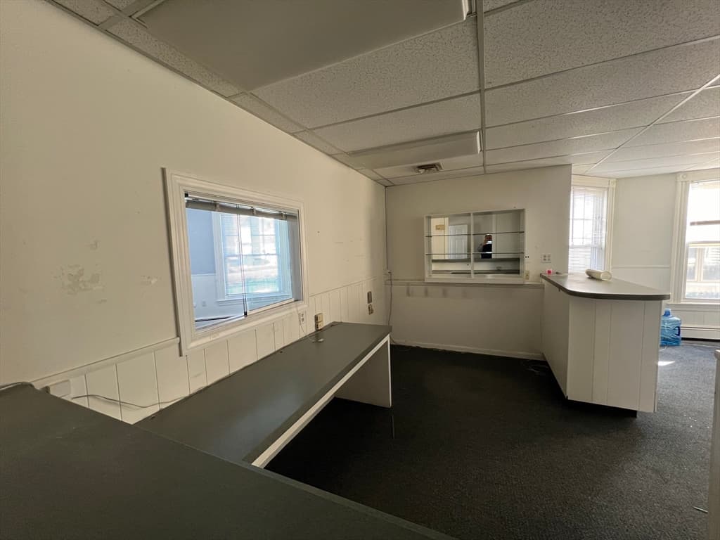 802 Main St - First Floor Walk-In #1 photo 3