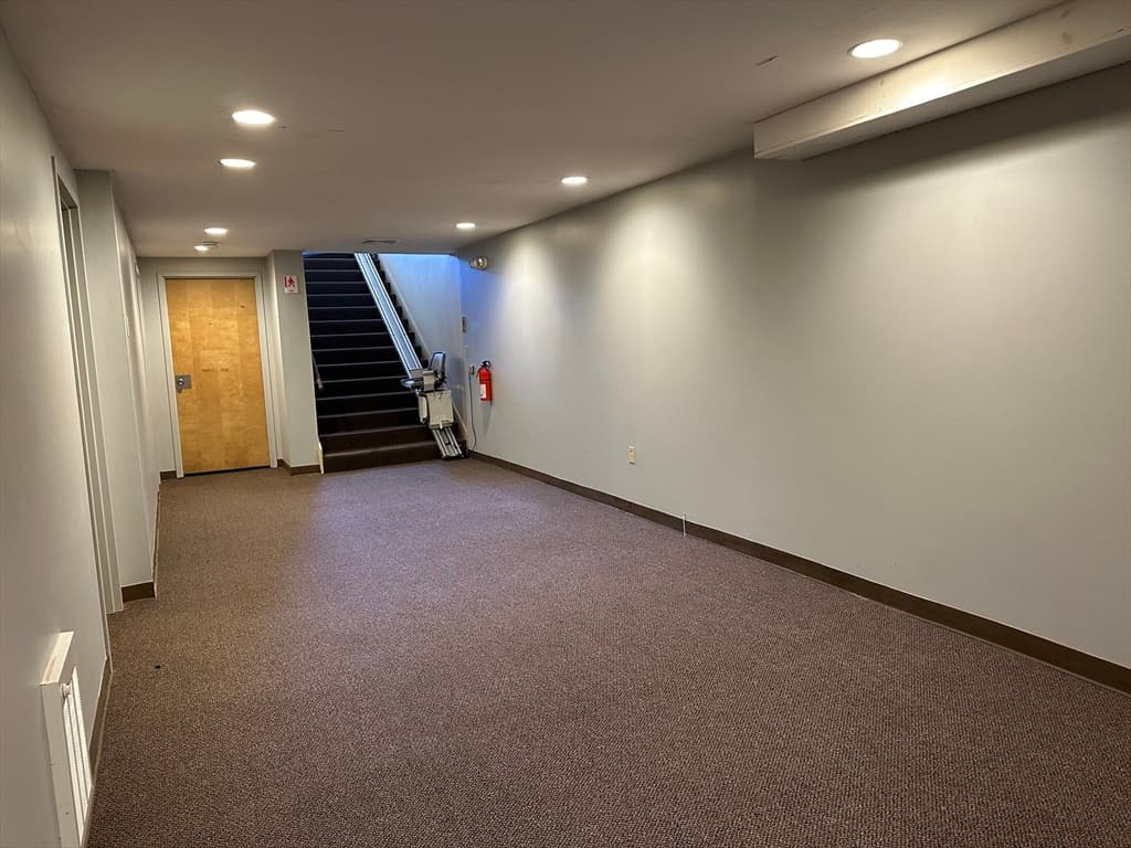 60 South St #3 photo 4