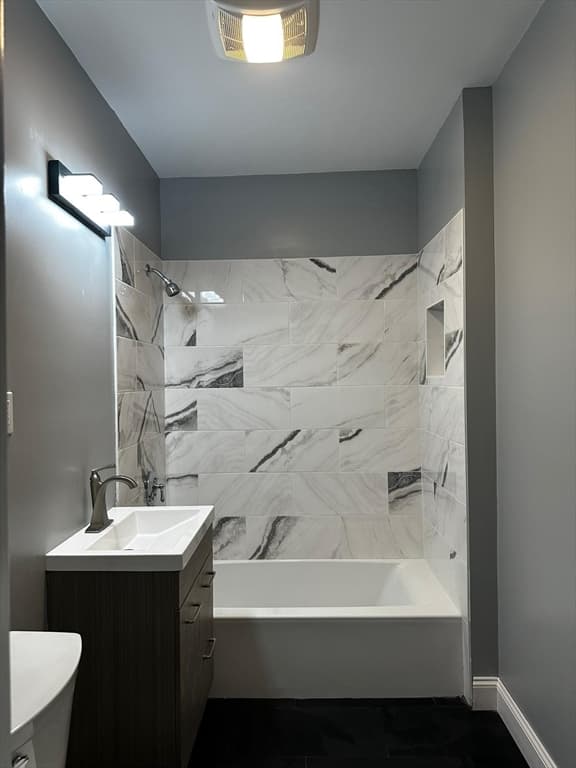 16 West St #2 photo 5