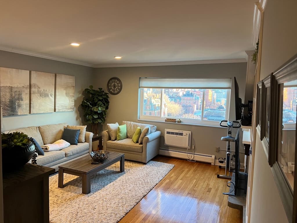 259 Beacon Street #71