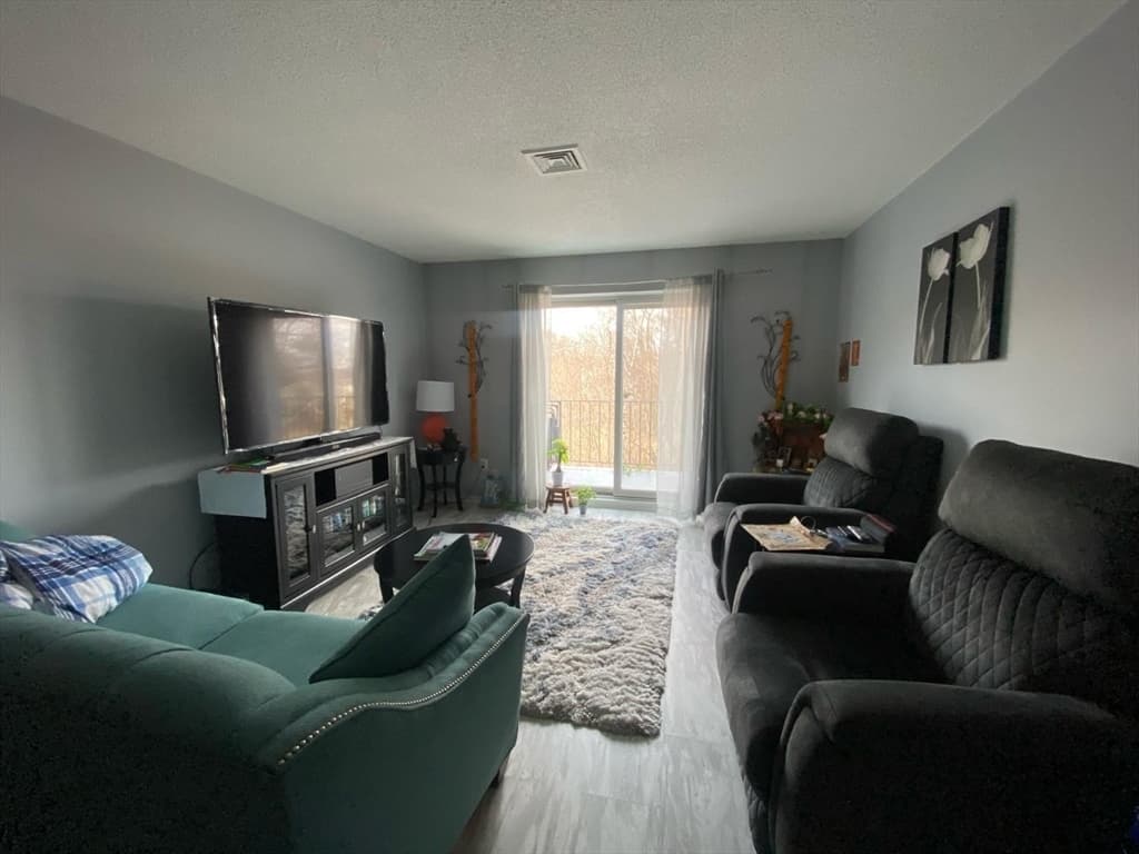 45 Loomis St #315