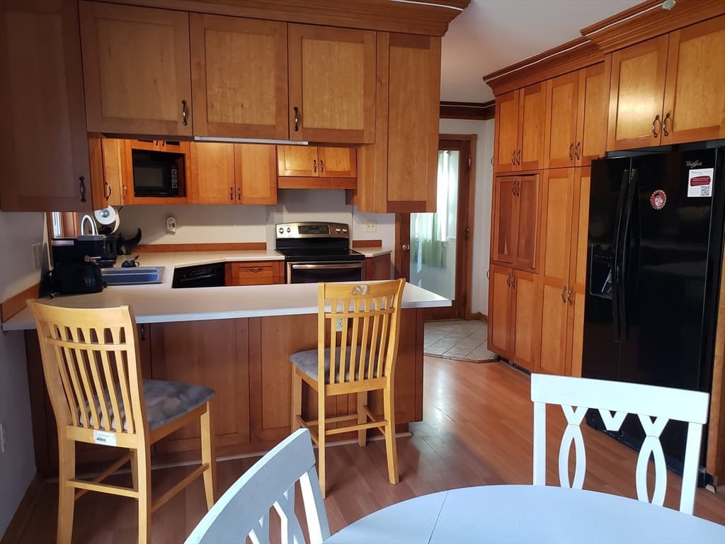 70 Plumtree Road photo 4