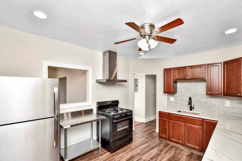 3 Dunlap St. #1 photo 2