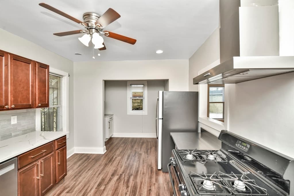 3 Dunlap St. #1 photo 3