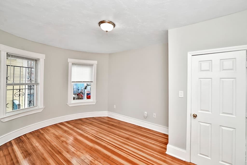 3 Dunlap St. #1 photo 4