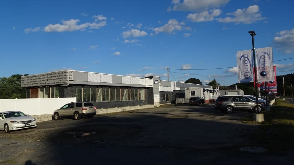 469 Merrimack Street photo 2