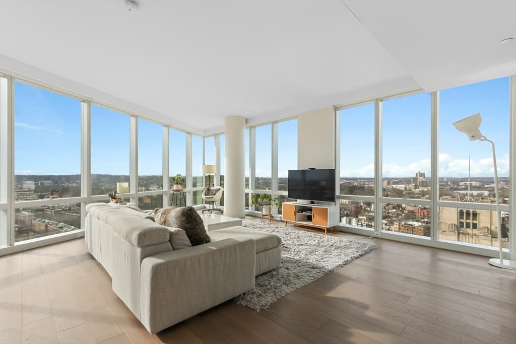 188 Brookline Ave #21A