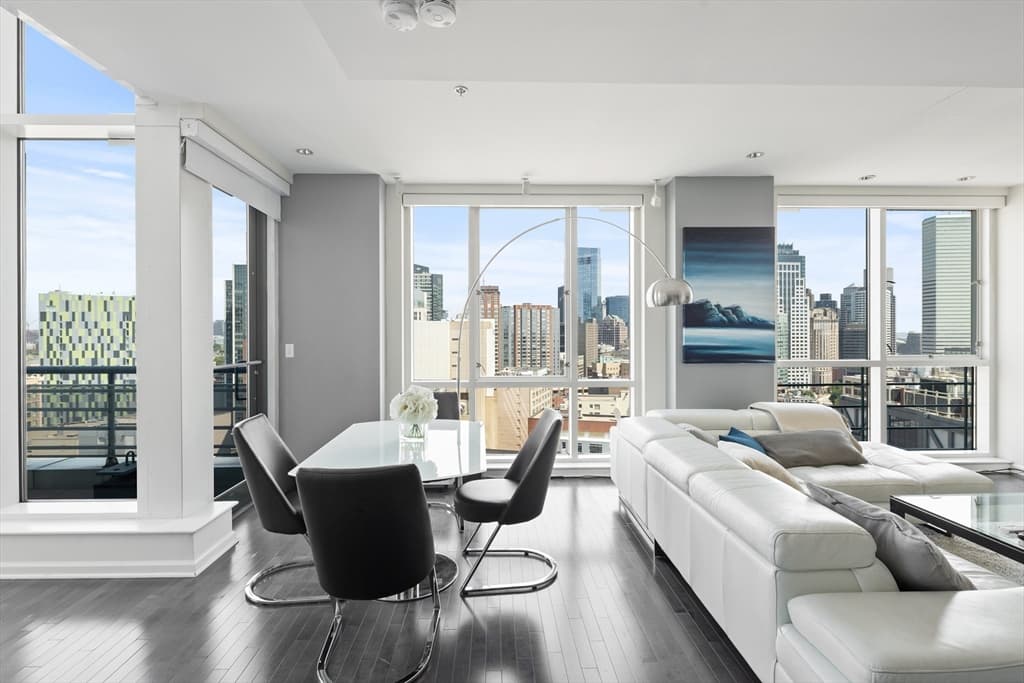 1 Nassau St #PH 2201