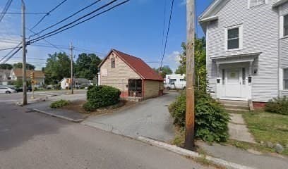 116 Fisher St photo 4