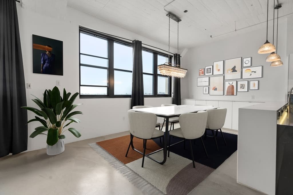 437 D Street #6C photo 3