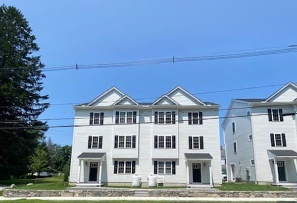 152 W Main Street #2