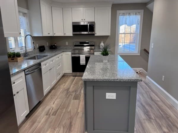 152 W Main Street #2 photo 4