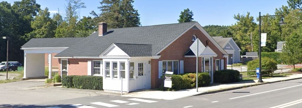 25 Main St