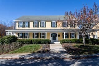 10 Common Rd