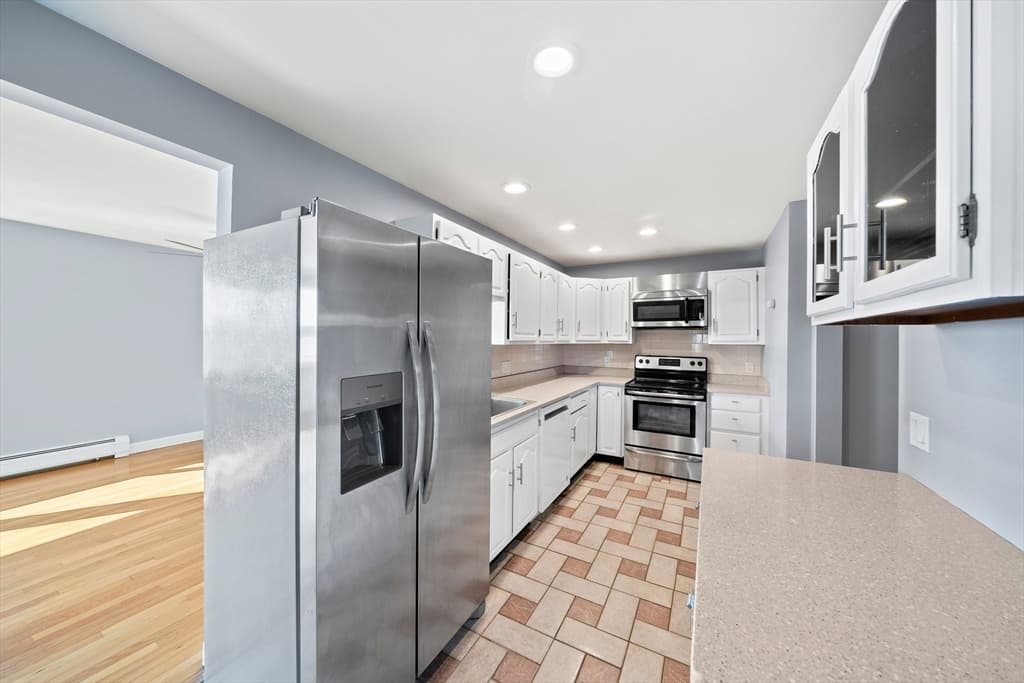 7 Dorchester St #3 photo 4