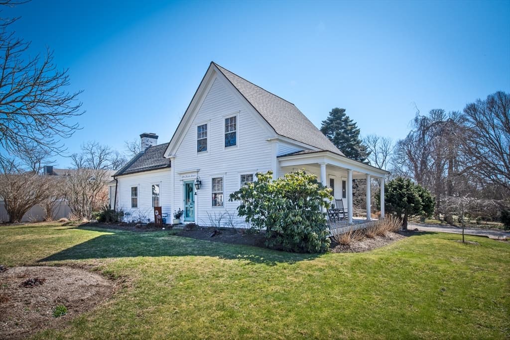 209 Main St