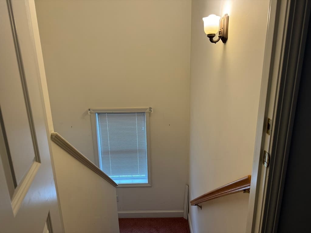 31 Blackthorn Drive photo 4