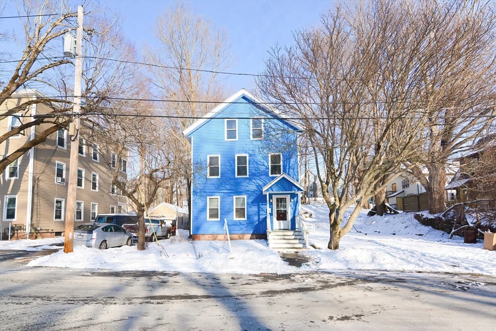 82 School St