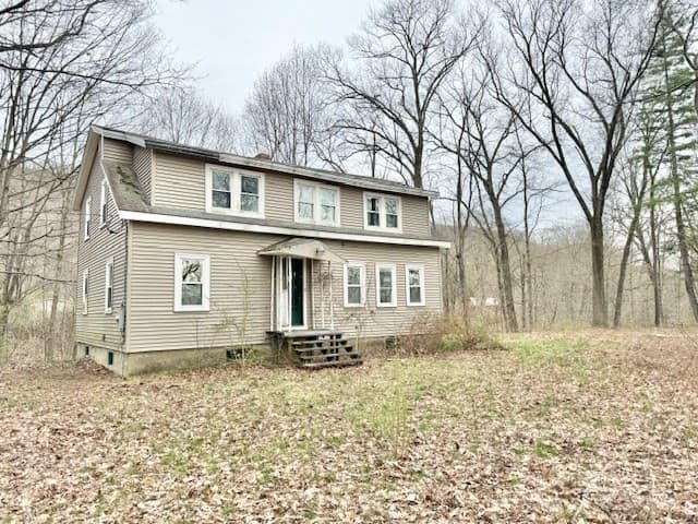 24 Pleasant Ave photo 5