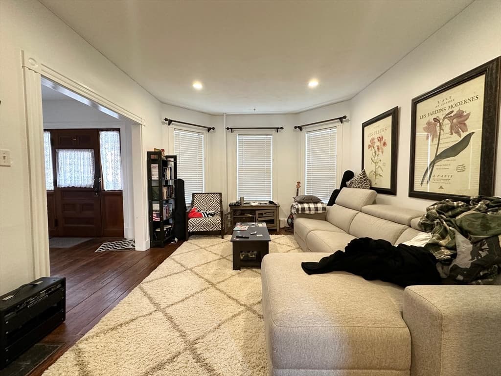 68 Mapleton St #68 photo 4