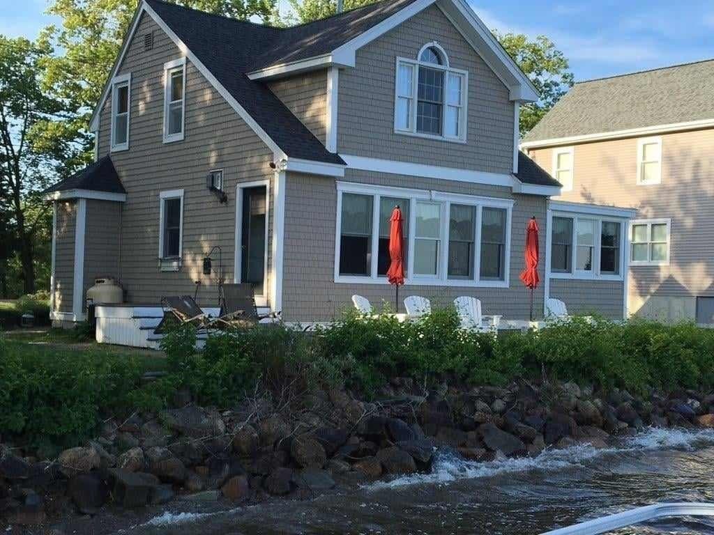 117 Staples Shore Road