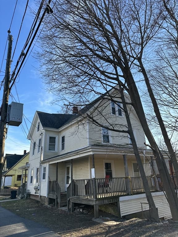 90 Highland St photo 2