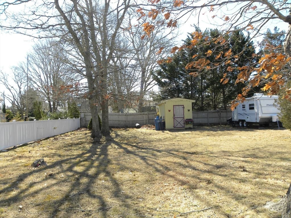 190 Maravista Ave photo 3