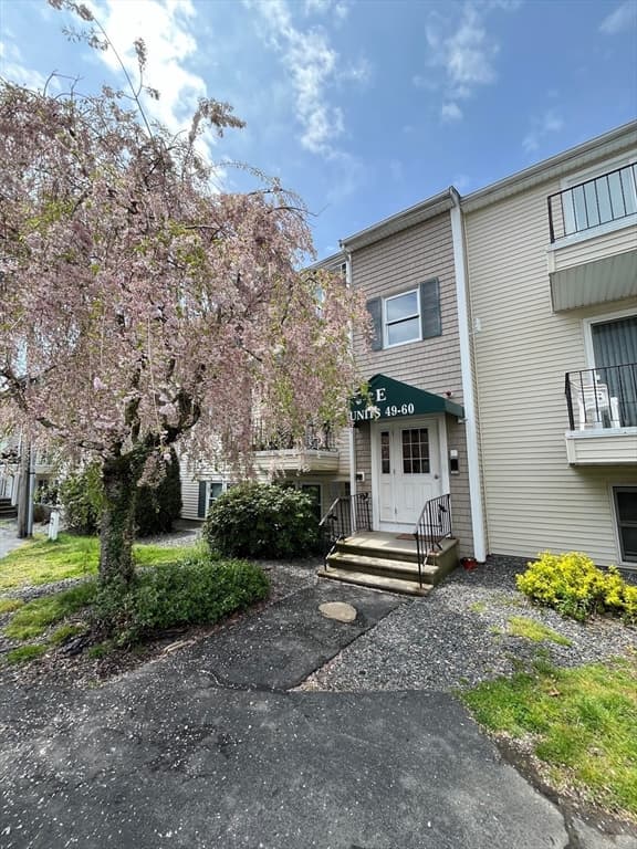 1261 Church Street #49 photo 2