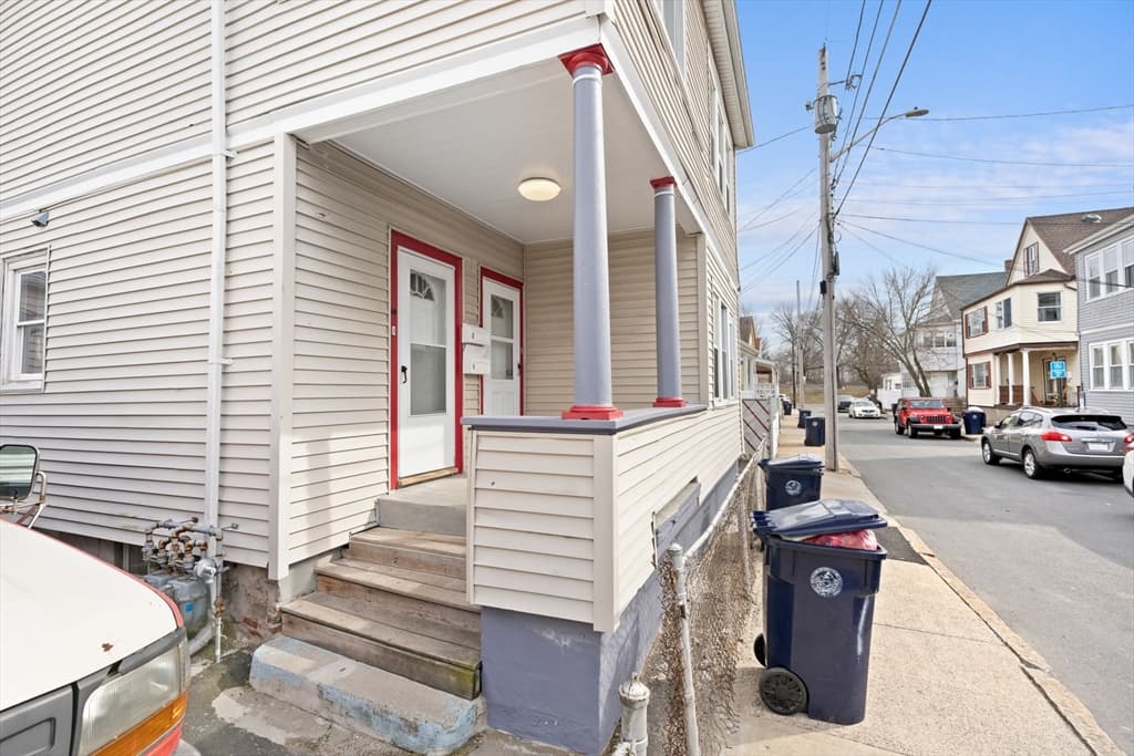 19 Heath St photo 4