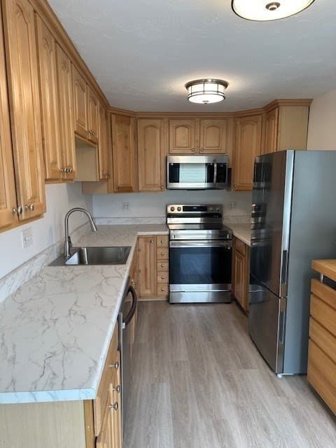6 Mayhew St #1R photo 2