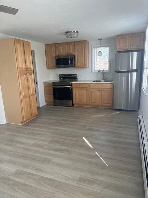 6 Mayhew St #2R photo 2