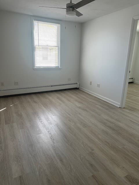 6 Mayhew St #2R photo 4