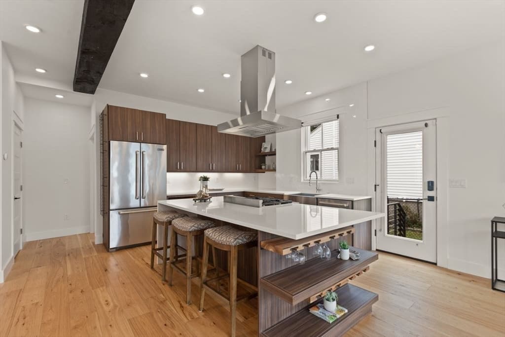 75 Carroll St. photo 4