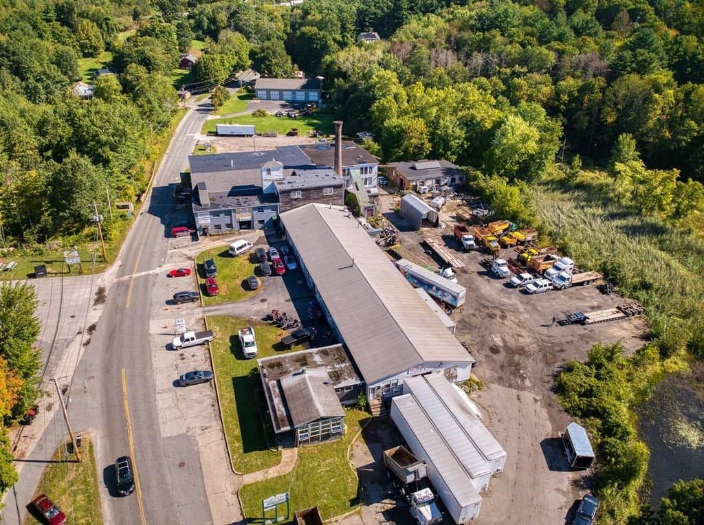 6 City Depot Rd photo 3