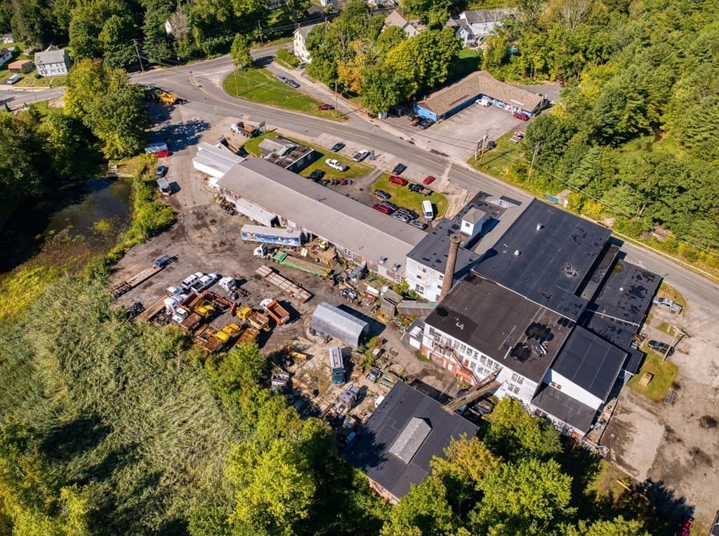 6 City Depot Rd photo 4