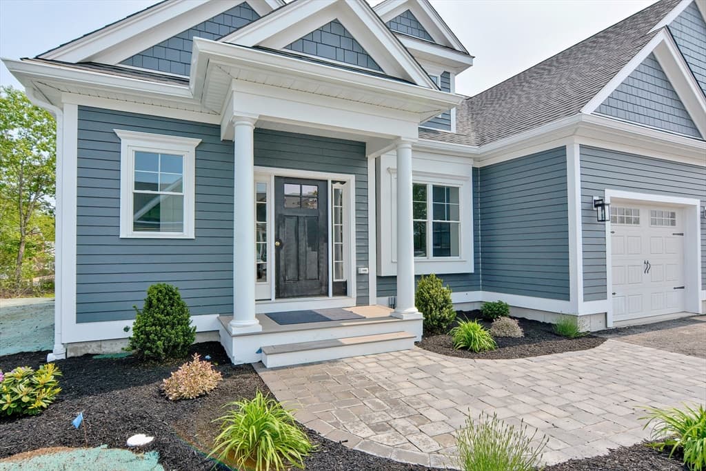 11 Damon Road #16