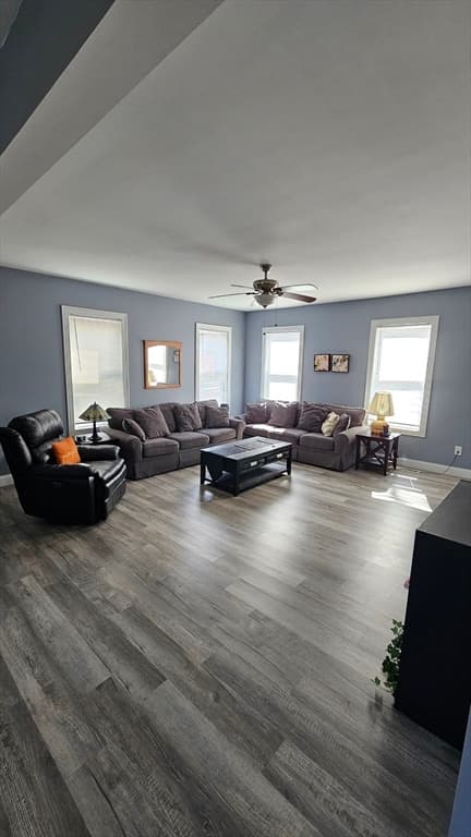 17 Green Ave photo 4