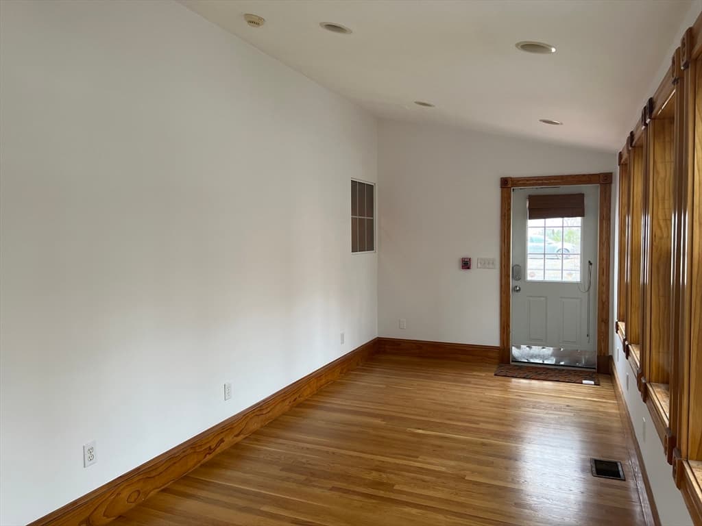 18 Titcomb Street photo 5