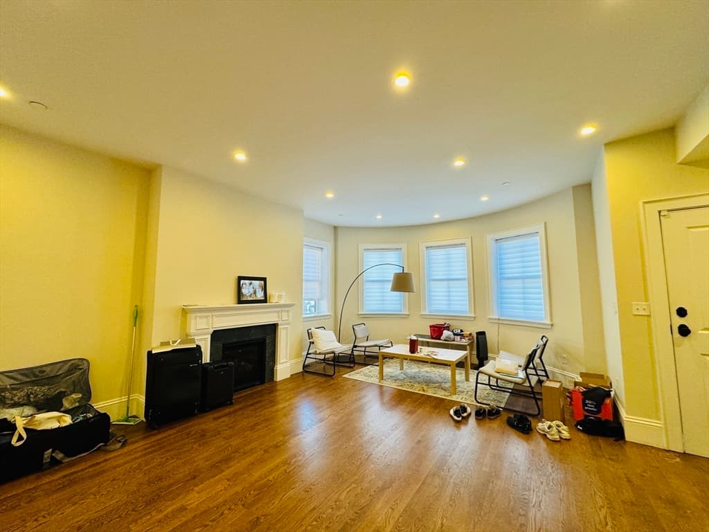 468 Park Drive #1 photo 3