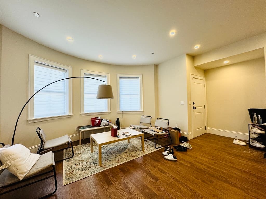 468 Park Drive #1 photo 4