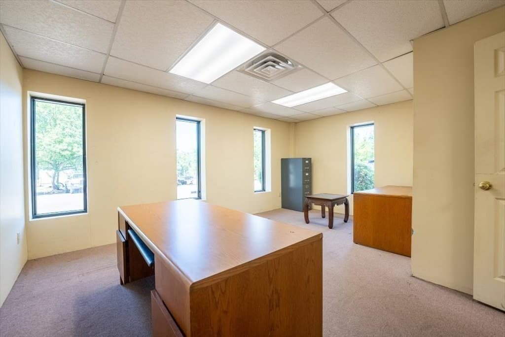 31 Saint Jacques Ave photo 5