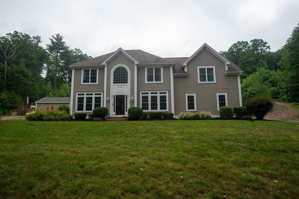 239 New Braintree Rd