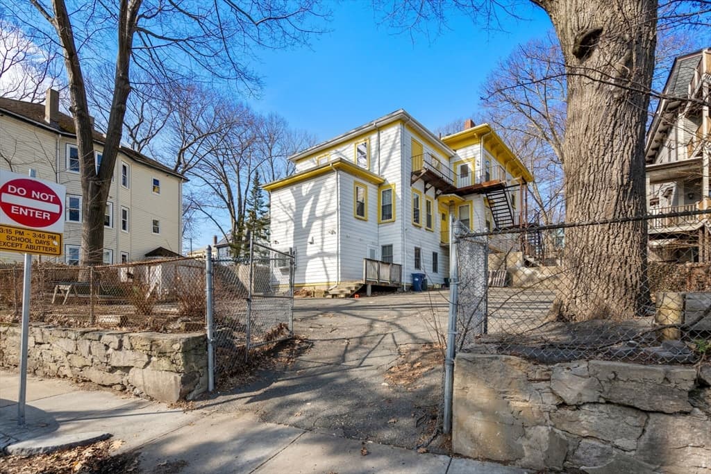 93 Sedgwick Street photo 5