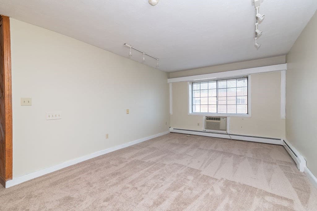 135 Grove St #148 photo 4