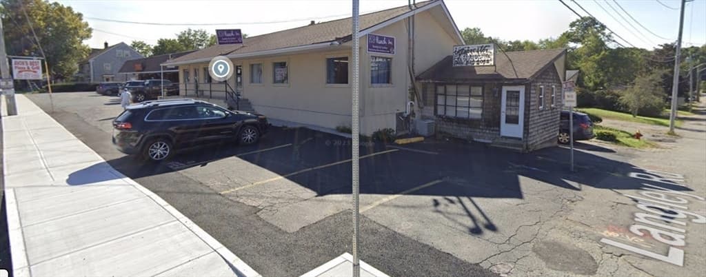 9 N Main St photo 4