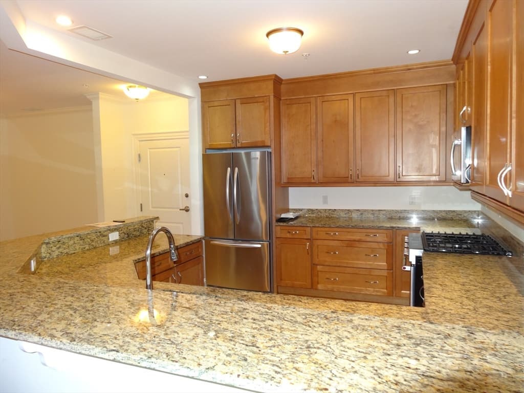 39 Taylor Drive #2007 photo 2