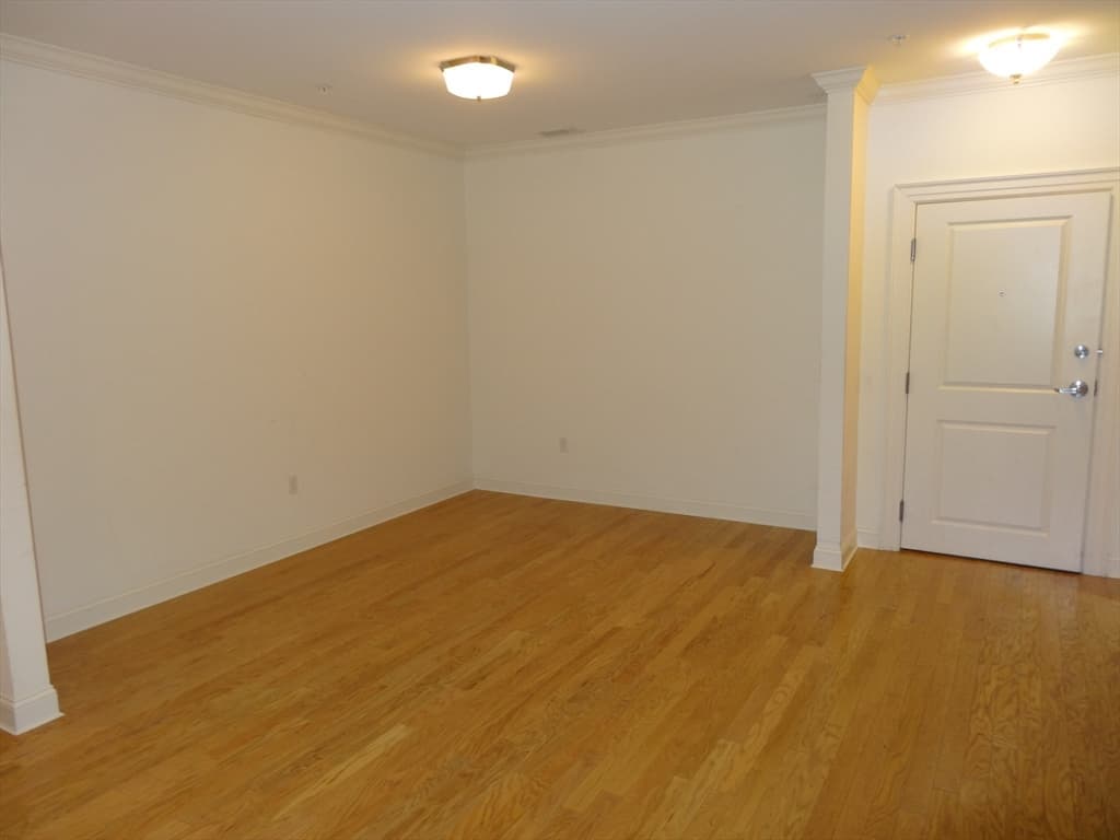 39 Taylor Drive #2007 photo 5