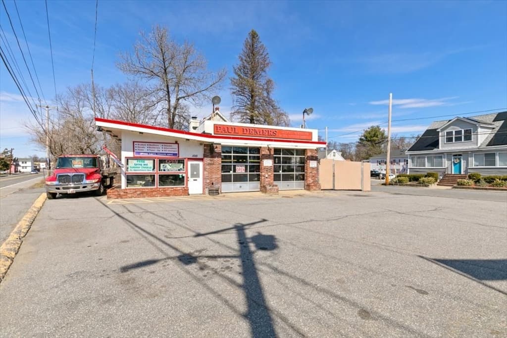 1015 Lakeview Avenue photo 2