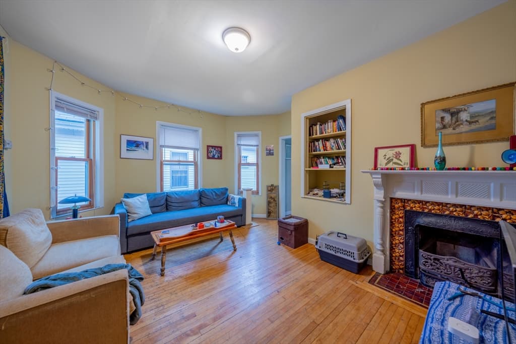 134 Elm St. North, #2