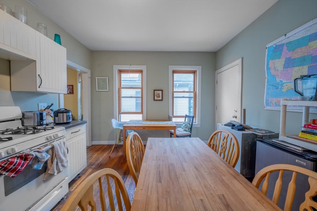 134 Elm St. North, #2 photo 5